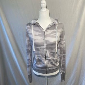 Camo zip up